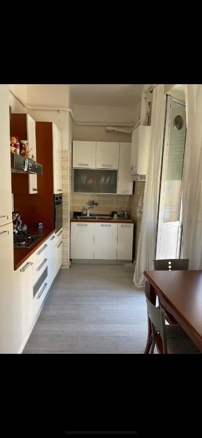 Appartamento Centralissimo Elegante Terni Exterior foto